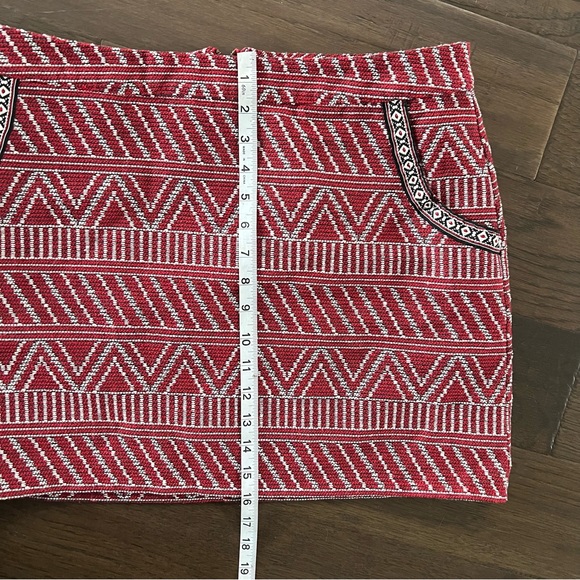 JustFab Skirt - Picture 3 of 10